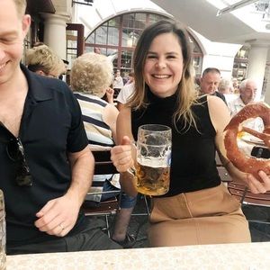 Meet your Posher, Eve